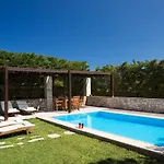 Aeriko Homes Of Distinction Villa *