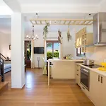 Villa Aeriko Homes Of Distinction *