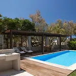 Aeriko Homes Of Distinction *