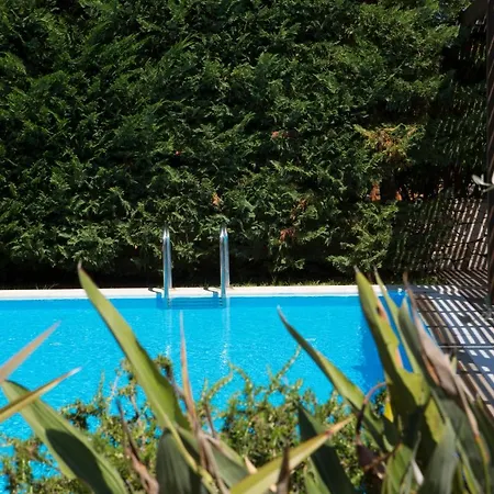 Vilă Aeriko Homes Of Distinction