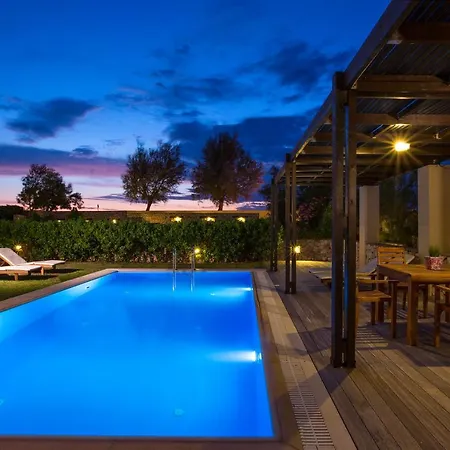 Aeriko Homes Of Distinction Vilă *