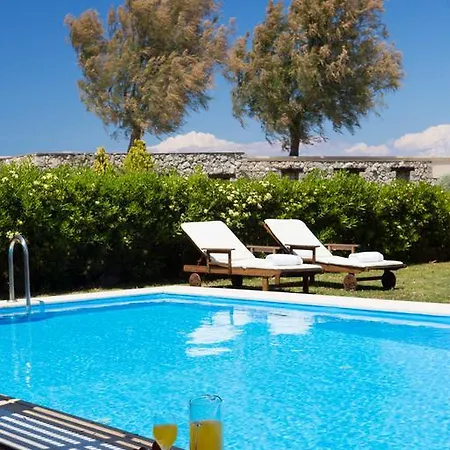 Vilă Aeriko Homes Of Distinction *