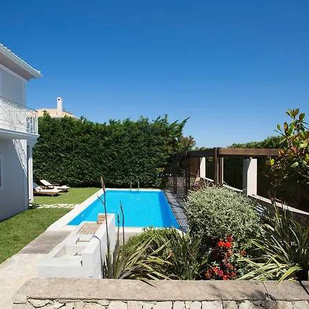 Vilă Aeriko Homes Of Distinction