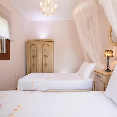 Aeriko Homes Of Distinction Vilă *