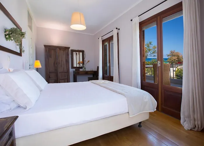 Villa Aeriko Homes Of Distinction