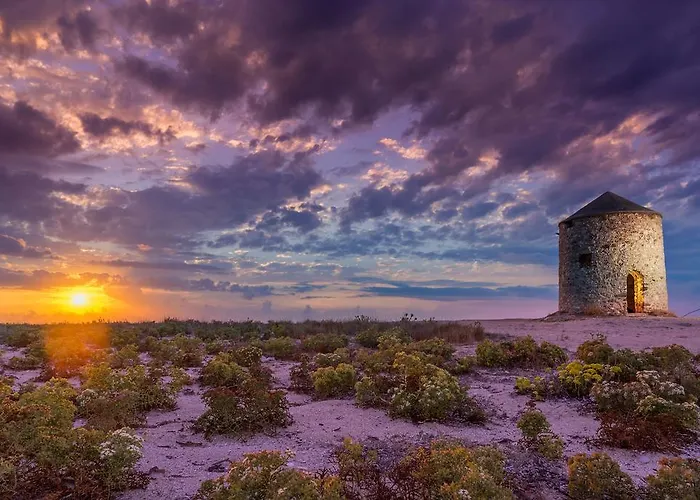 Aeriko Homes Of Distinction *