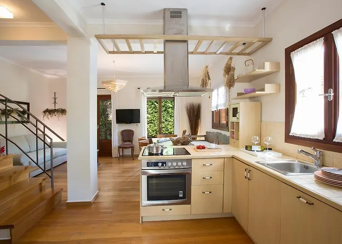 Aeriko Homes Of Distinction *